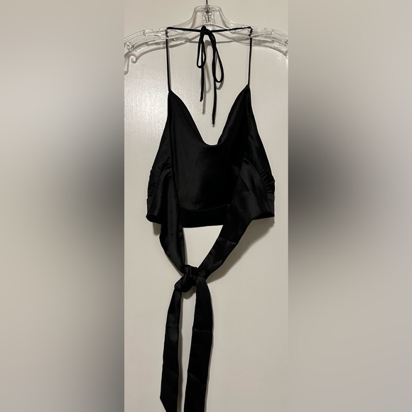 Princess Polly black cowl neck open back crop top size 6 - Picture 2 of 8